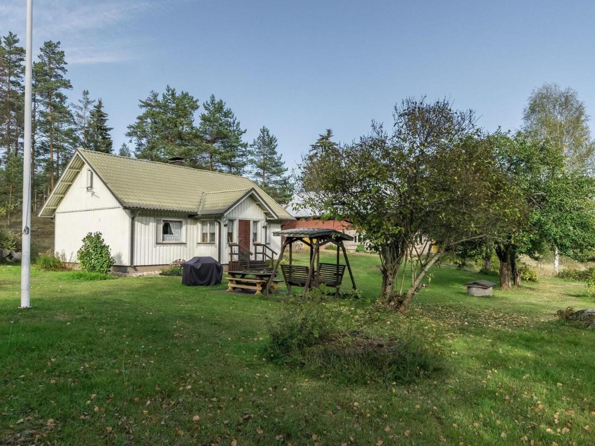 Holiday Home Maekelaen Vierastalo By Interhome Kannuskoski エクステリア 写真